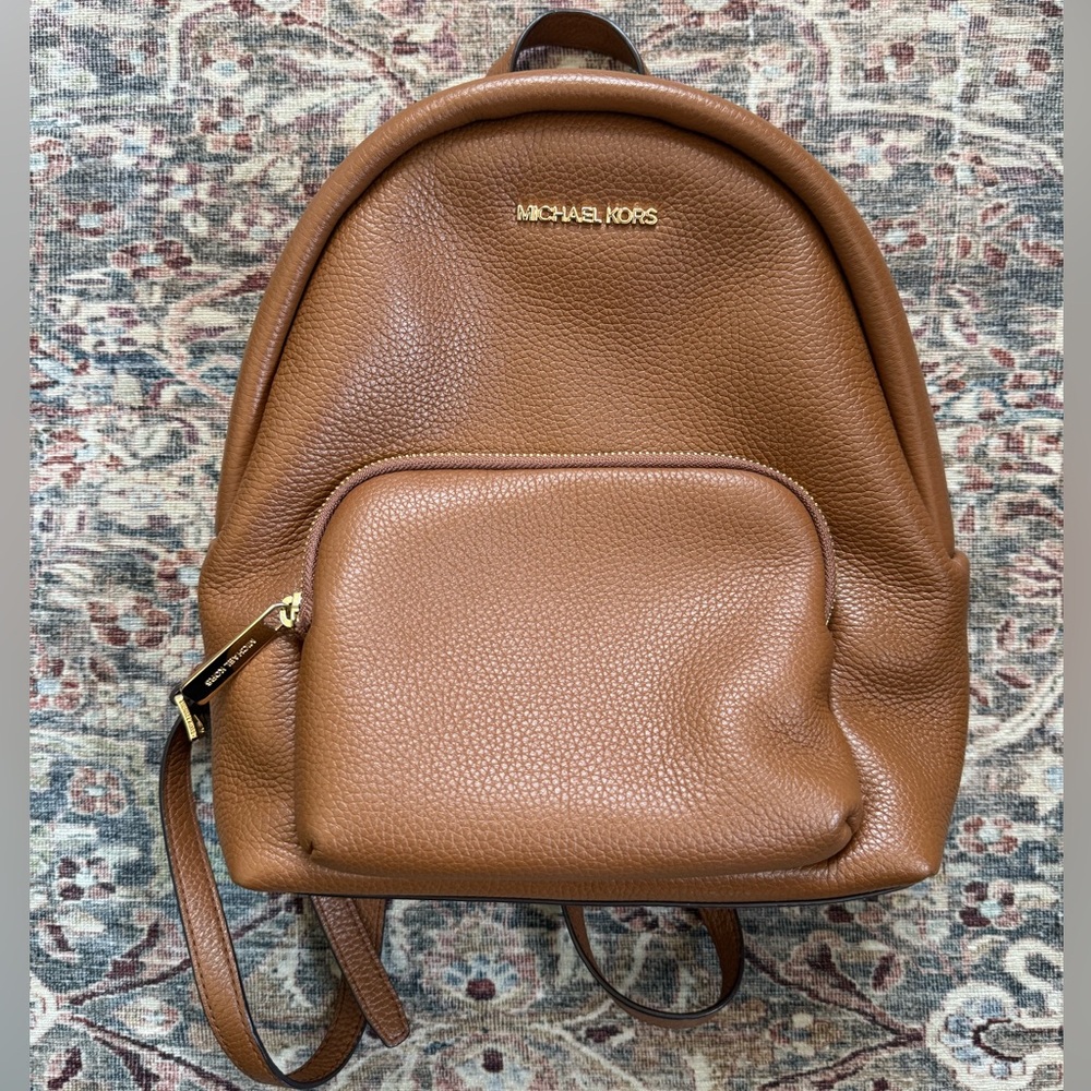 Michael Kors Rhea Zip Backpack in Acorn Pebbled Leather – Excellent Condition